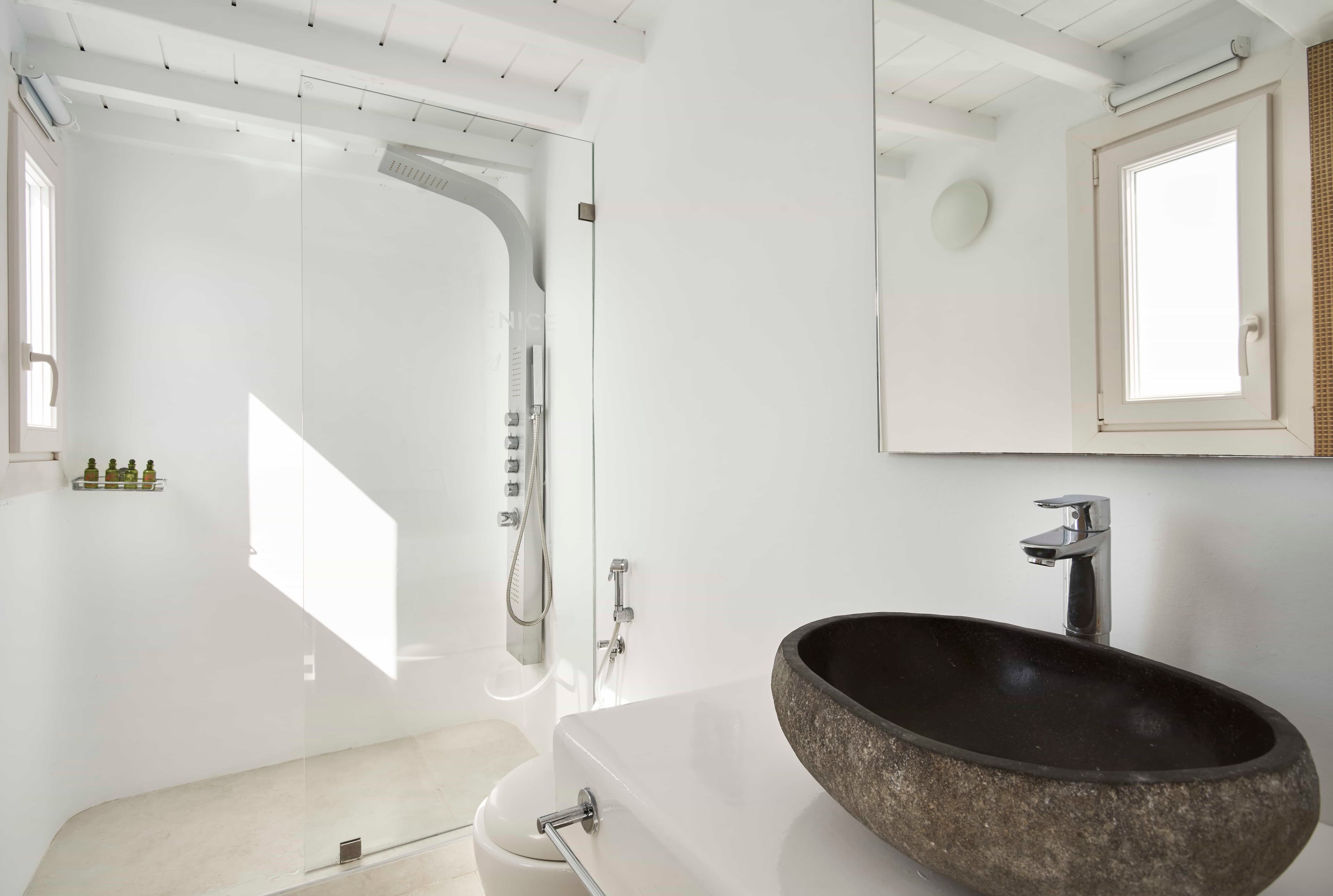 Little Venice Suites - Image 20