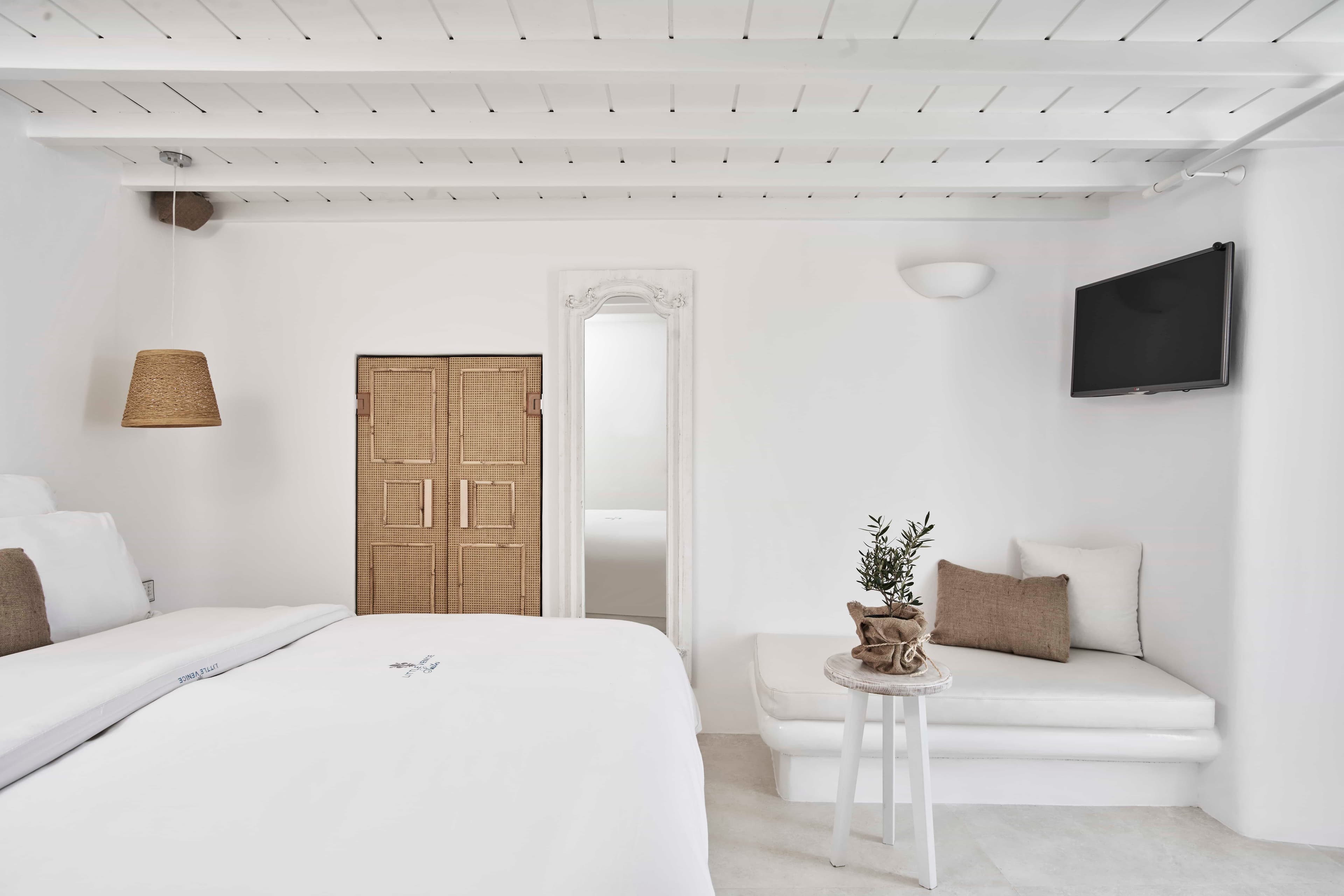 Superior Sea View Suite with Interior Spa Bath