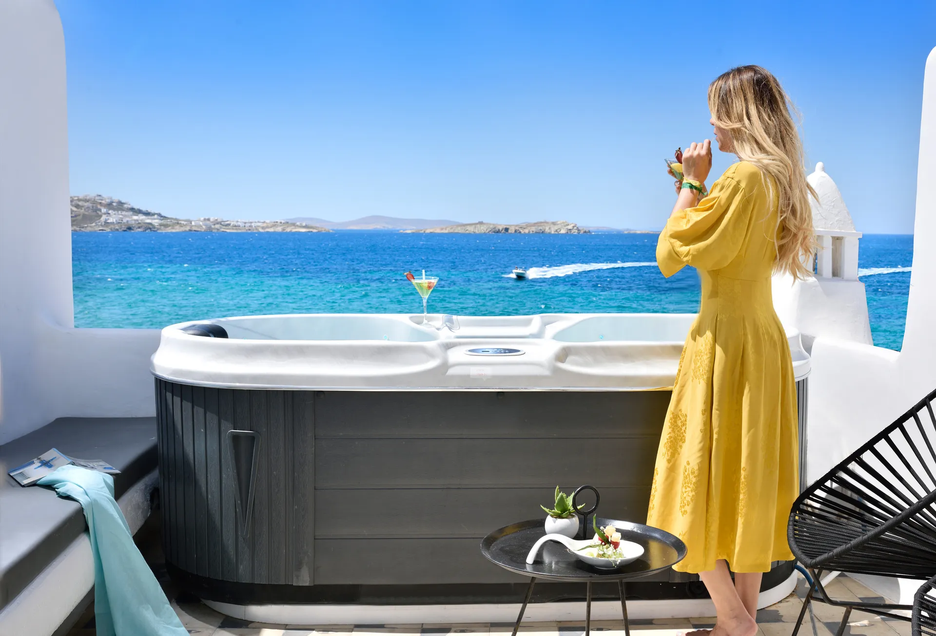 Little Venice Villa with Outdoor Jacuzzi - Image 13